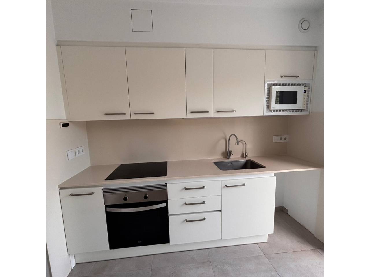 OPORTUNIDAD 3 HAB +2 BAÑOS   45M2 TERRASSA - Imagen# 33